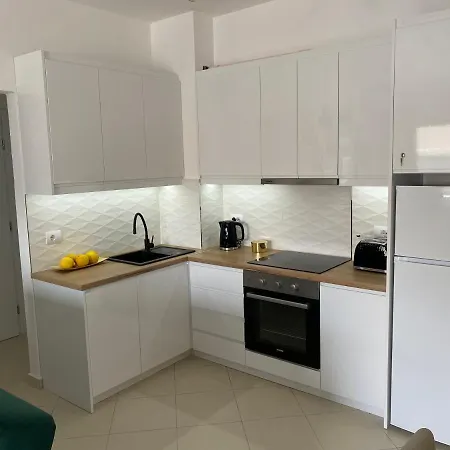 Zielony Motyl Sarandë